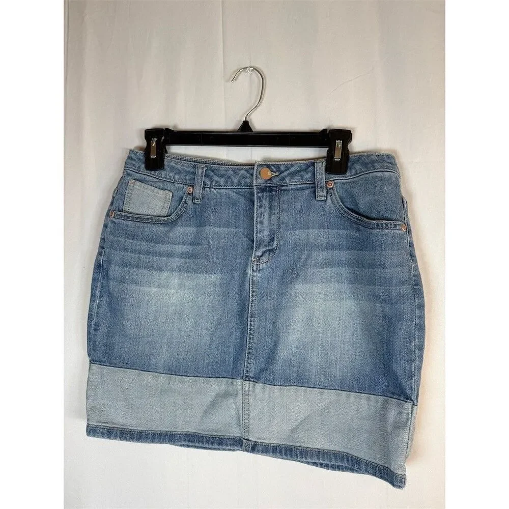 Soho Jeans Skirt Womens Size 8 Blue Light Wash Denim Mini Colorblock Hem - Picture 2 of 9